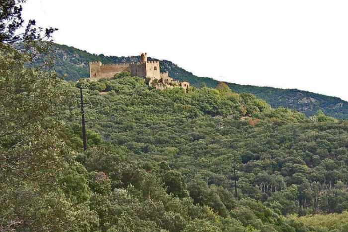 castillo de Requesens