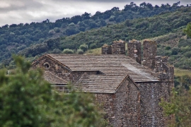 el monasterio visto desde atrás
